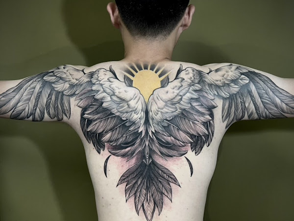 xăm lưng có đau không